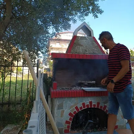 Haris 펜션 Olympiakí Aktí